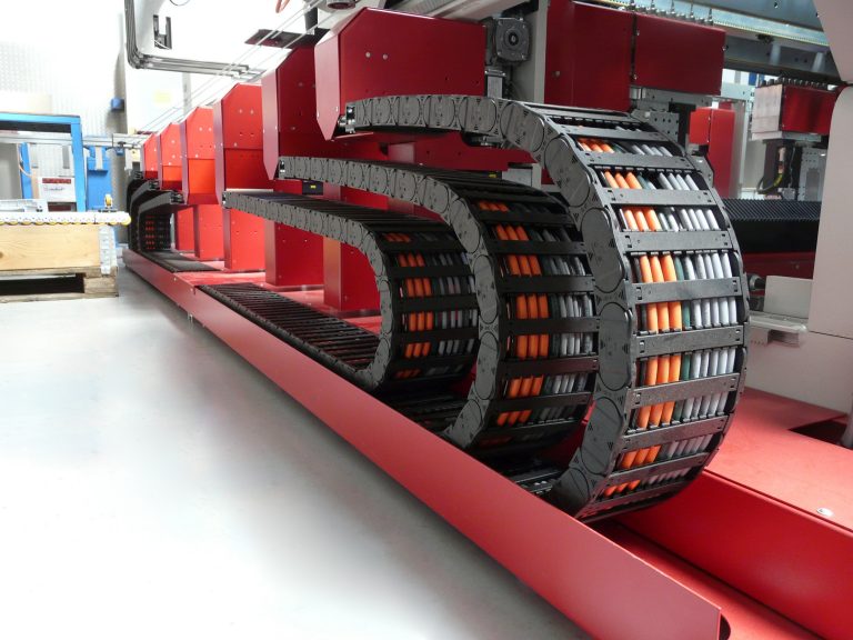 10 advantages of choosing igus® energy chain igus® UK blog